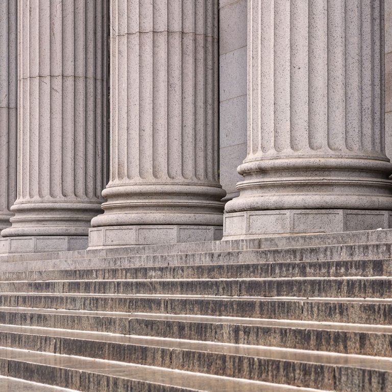 Courthouse Columns | Vitek Lange